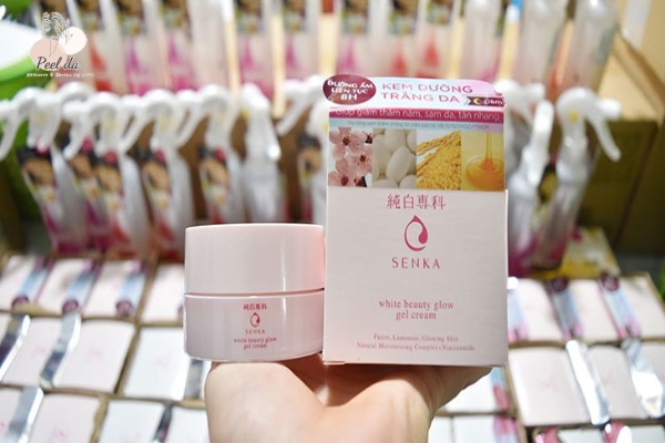 Senka White Beauty Glow Gel Cream đến từ thương hiệu Senka, Nhật Bản