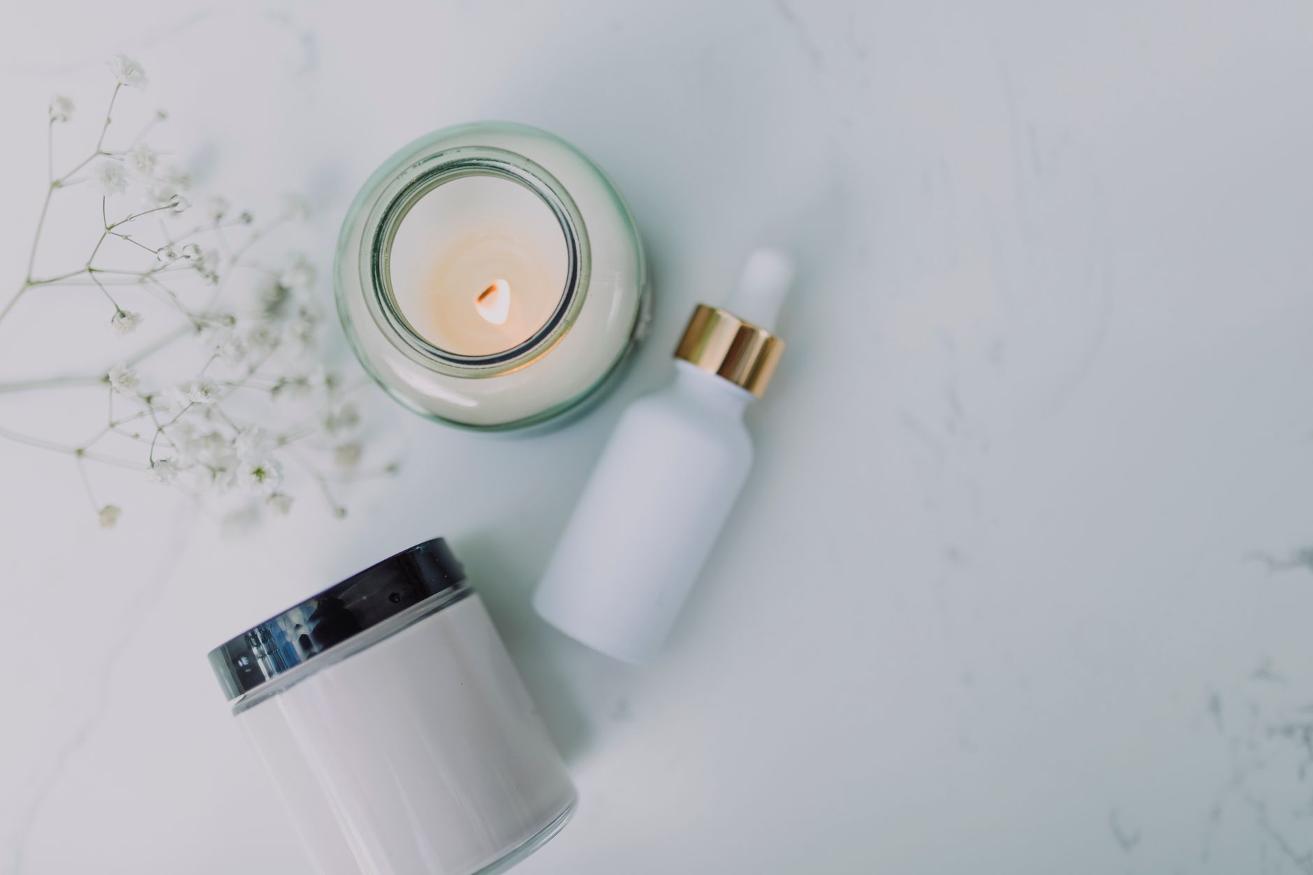 Bộ sản phẩm chăm sóc da tối giản cho da hỗn hợp
